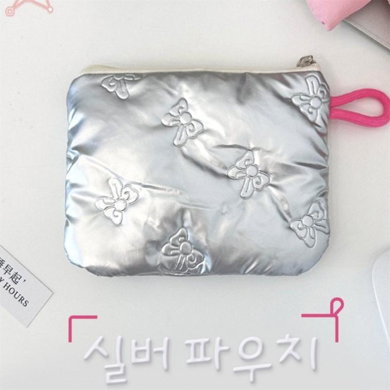 실버 파우치 완소아이템 유행타지않는 미니화장품파우치