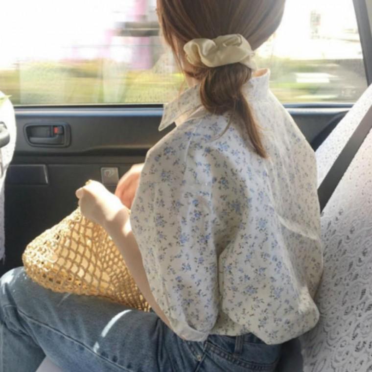 여성 플라워 봄 꽃 5부 퍼프 블라우스 여름 반팔 셔츠