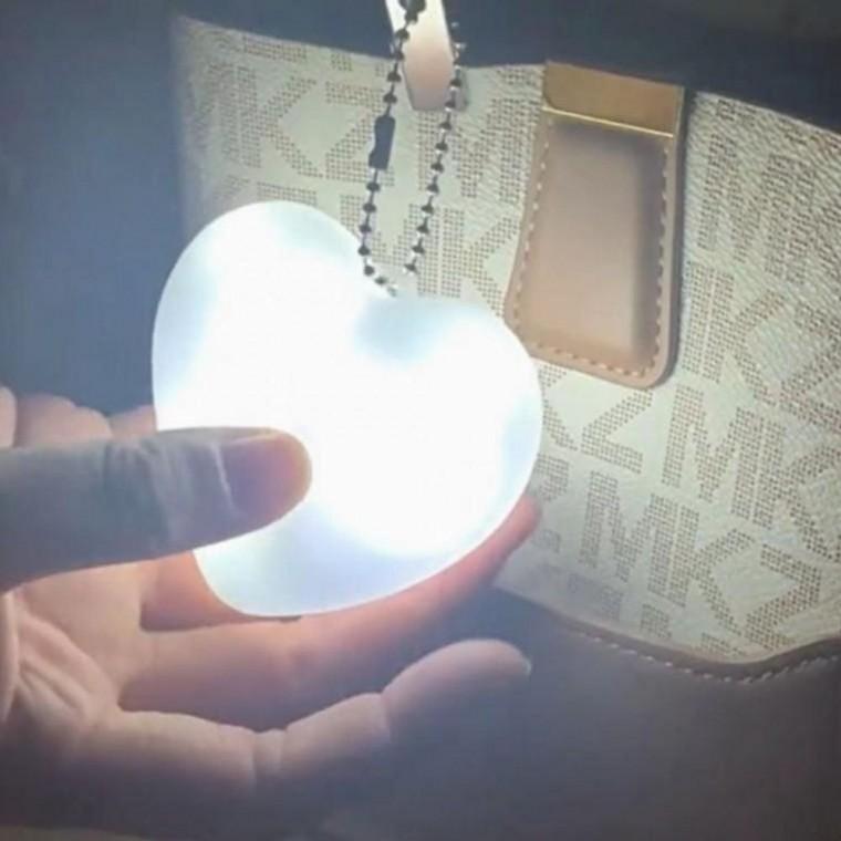 가방장식 LED키링 하트 가방 고리 후레쉬 가방소품 led 차키키링 열쇠고리 장식 후레쉬 귀여운키링