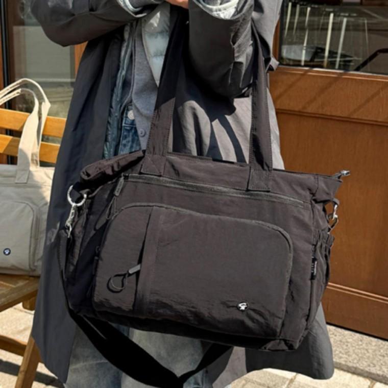 카키 백 크로스 숄더 텀블러 데일리 출근 나일론 가방