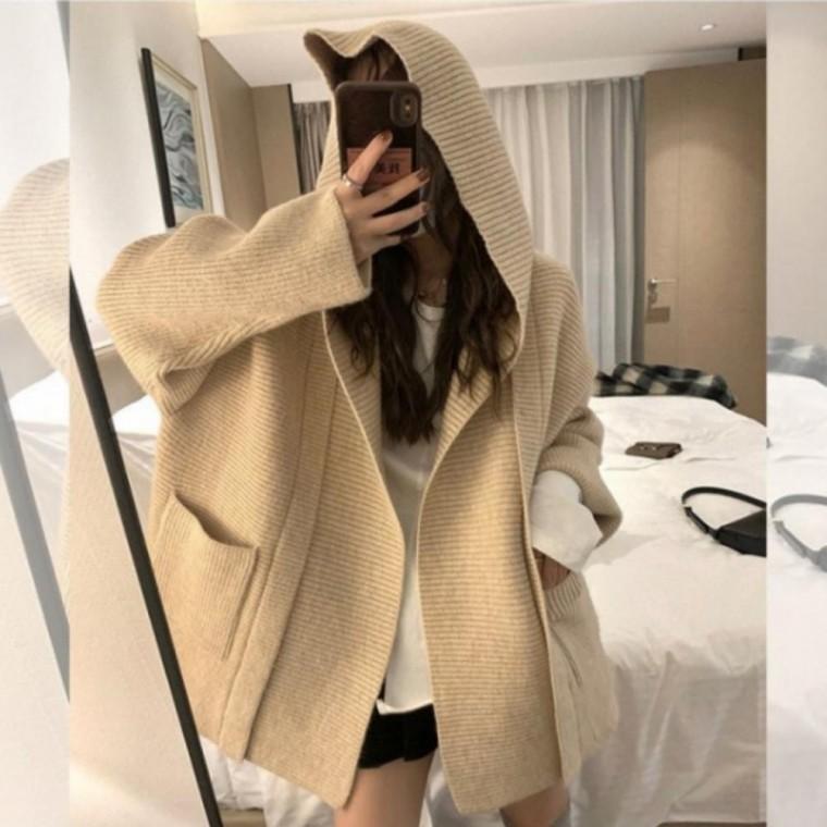 꾸안꾸 편한패션 오버핏 니트 후드가디건 여성용 가을 아우터 데일리룩 루즈핏 포근한 외투 세련된 니트 가