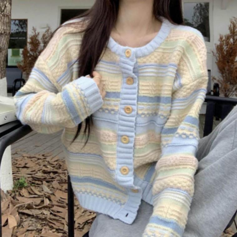 파스텔 스트라이프 배색 가디건 라운드넥 여성 긴팔 세련된 상의 예쁜 포인트 가을 외투