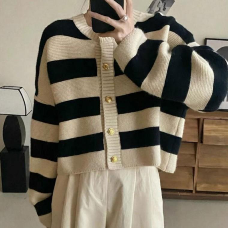스트라이프 라운드넥 미디 가디건 여성용 세련된 상의 포인트 가을 아우터 데일리룩 코디