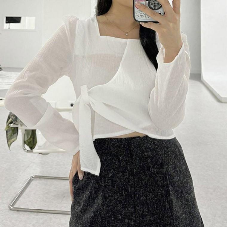 여성블라우스 블라우스 크롭 포인트상의 러블리 크롭블라우스 봄가을 스트랩 퍼프 하객룩 여성 예쁜