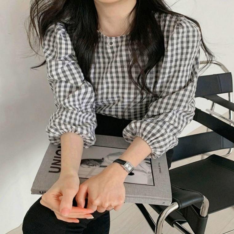 여성상의 데이트룩 벌룬소매 고방체크 블라우스 봄가을 여성 셔츠 2컬러 러블리
