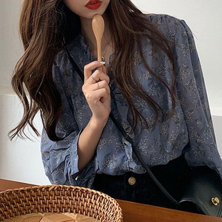 플라워블라우스 여성 플라워 데일리룩 화사한 블라우스 페미닌룩 레이스 봄가을 레이스블라우스 꽃무늬
