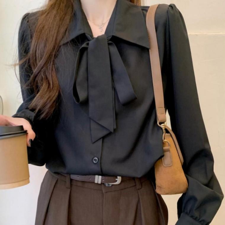 데일리룩 여성 하객룩 봄가을 리본 카라 블라우스 페미닌