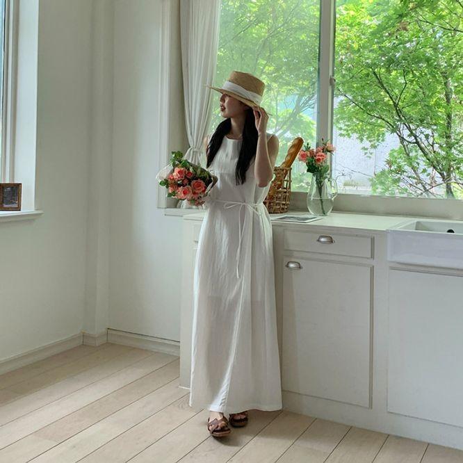 롱 라운드넥 바스락 민소매 드로페 온나핏 하객 데님