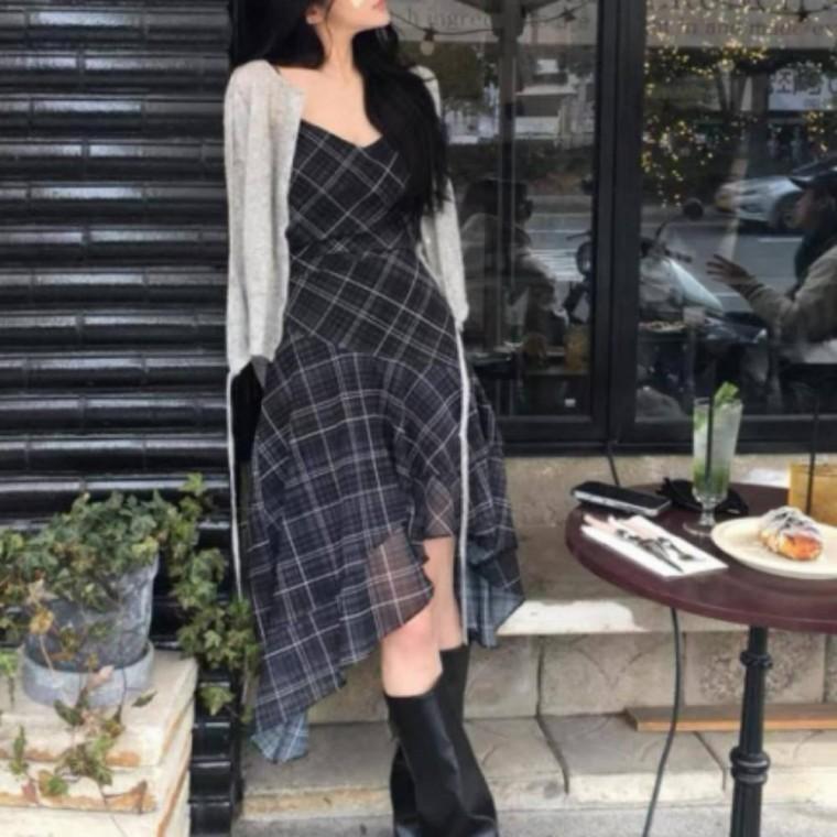 언발 뷔스티에 원피스 남녀공용 커플룩 데일리패션 트렌디룩