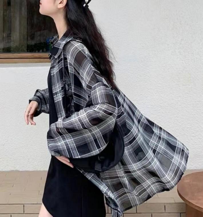 여성 시스루 체크 블라우스 긴팔 셔츠 남방 여유핏 가벼운 여름 데일리 커버업