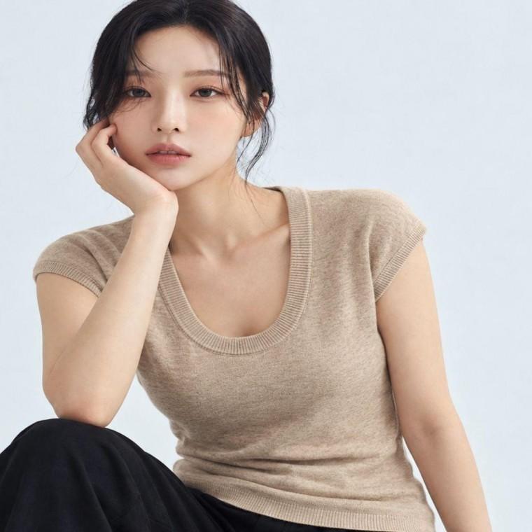면혼합니트 여성스웨터 여성 U넥 3컬러 캡소매 비스코스 면혼방 니트 여성의류 립조직