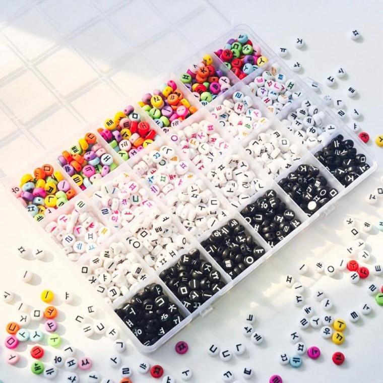24칸 한글 이니셜 비즈 원형 1200pcs 공예재료 세트 팔찌만들기 간편세트 알파벳 키링