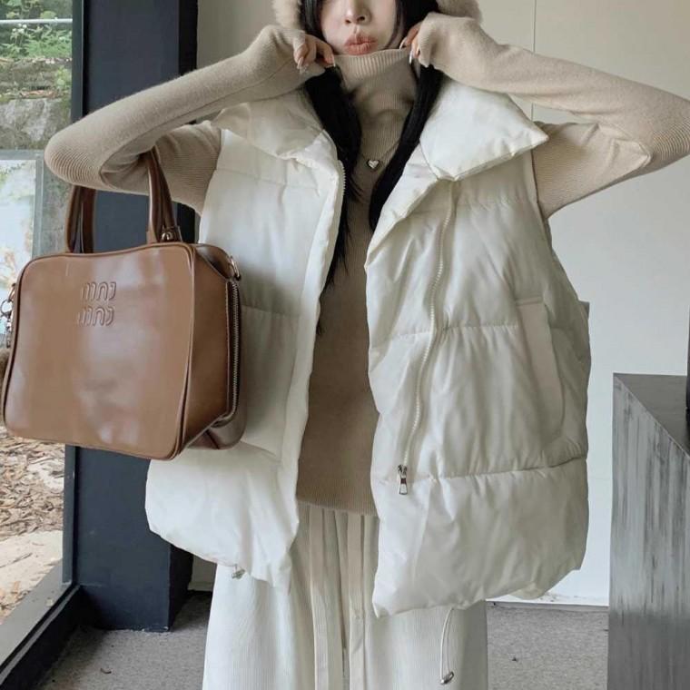 여자 겨울 데이트 룩 패딩 베스트 조끼 코디 아우터