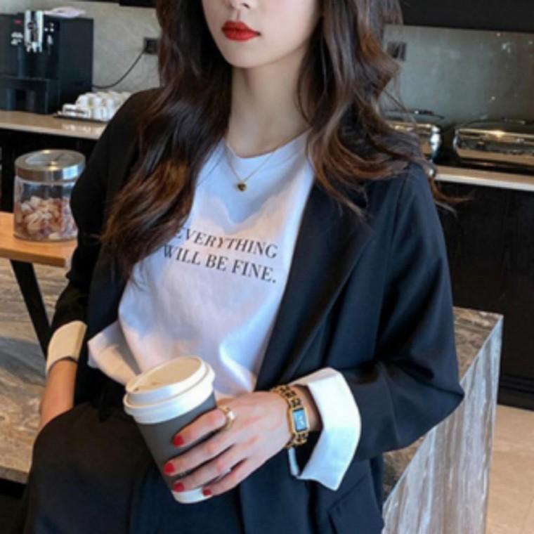 반팔 라운드넥 레터링 티셔츠 여성 의류 포인트 상의