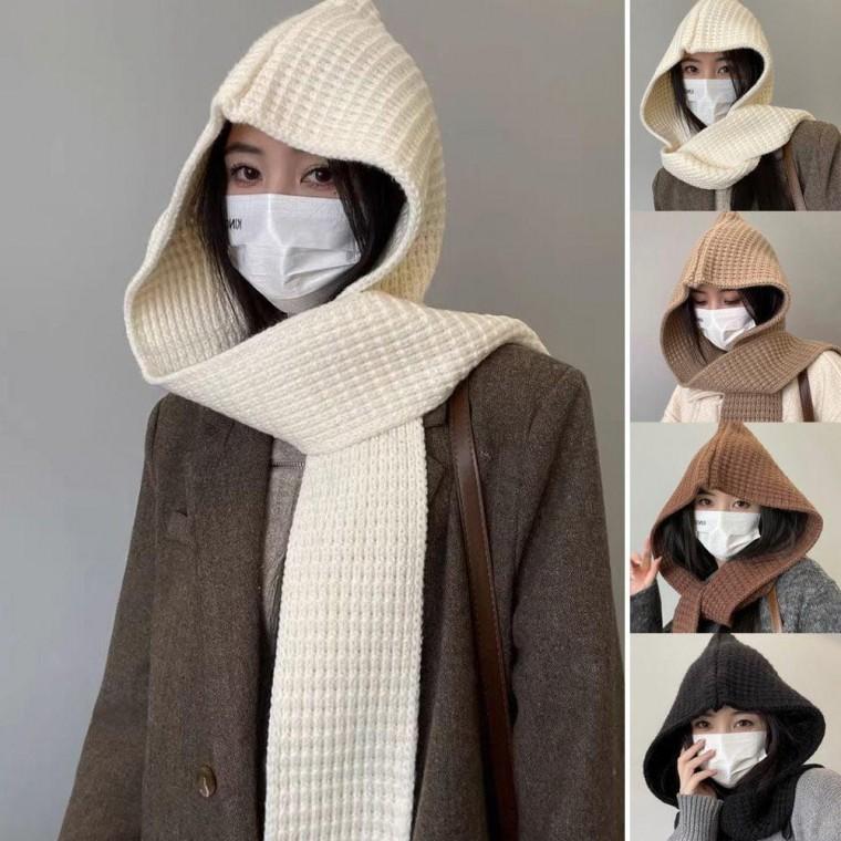 여자 겨울 외출 패션 아이템 와플 짜임 후드형 케이프 머플러