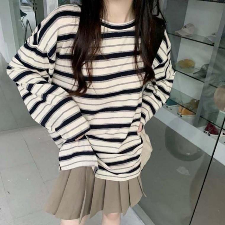 여자 라운드넥 줄무늬 패션 오버핏 스타일 드롭 숄더 티셔츠