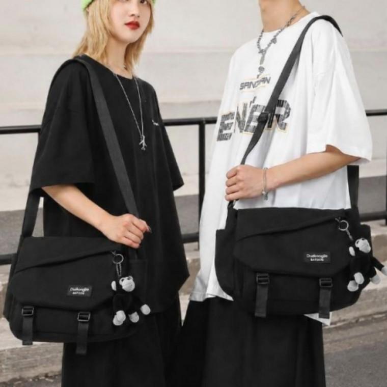 남녀공용 캐주얼 크로스백 대용량 가방 학생 메신저백