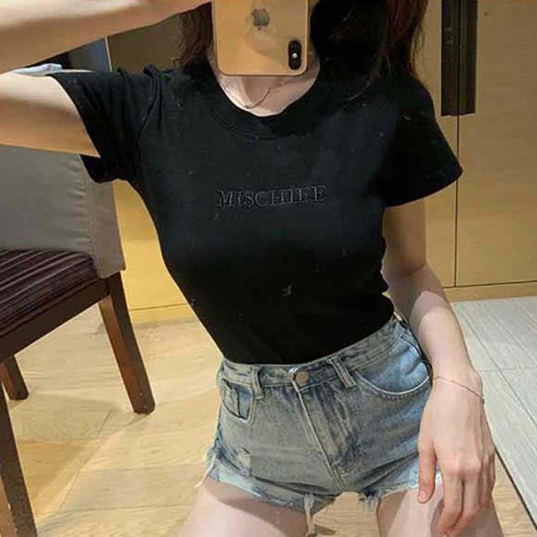 여자 영문 자수 포인트 슬림 라운드 반팔 티셔츠
