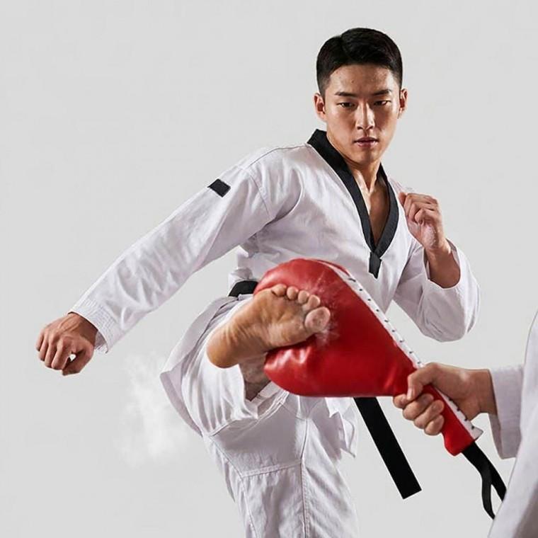 체육 도장 복싱 발차기 수련 연습 스트랩 훈련 미트