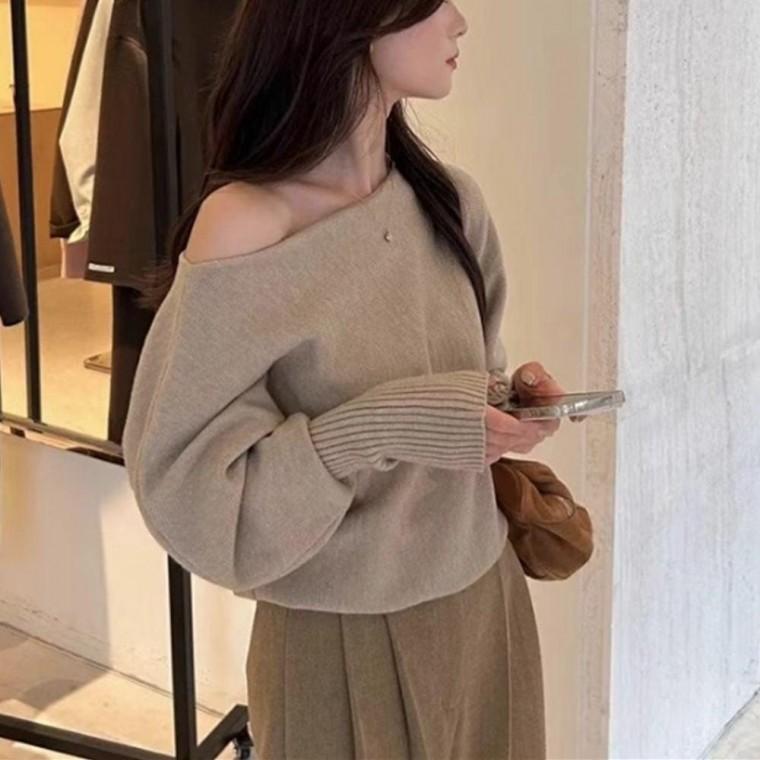 오프 숄더 가오리핏 니트탑 여성 여자 연말룩 파티룩 크리스마스룩 성탄절룩 데이트룩