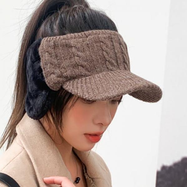 뽀송 퍼 귀도리 썬캡 겨울 방한 여자 골프 귀마개 스포츠썬캡 귀달이 모자
