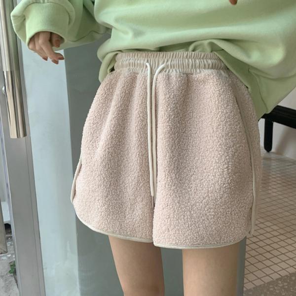 위드썸띵 겨울반바지 기모바지 뽀글이바지 양털반바지 여자겨울바지 여성바지 여자기모바지 여성겨울반바지