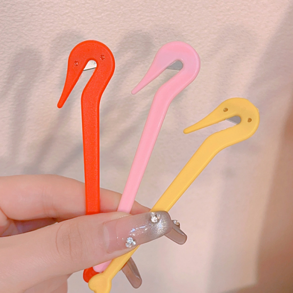 여자아이 육아필수템 머리끈 쉽게 자르는칼