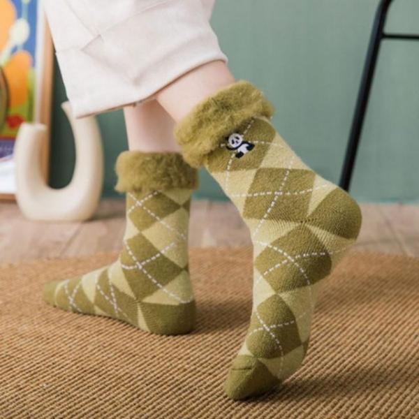 소프트 뚜꺼운 겨울 패션 보온 방한 퍼 양말 장목