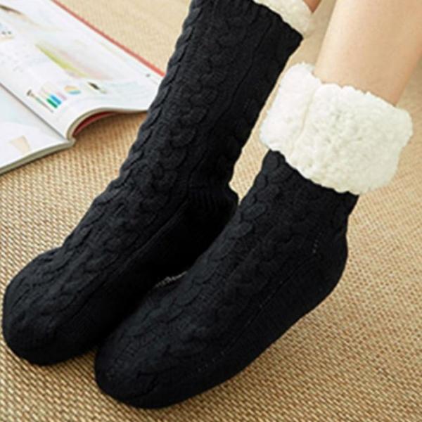 겨울 보온 보들 꽈베기 후리스 논슬립 수면 양말 블랙