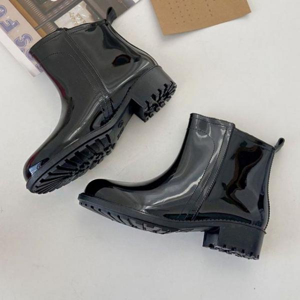 첼시 부츠 느낌 깔끔한 디자인 유광 여성 레인부츠