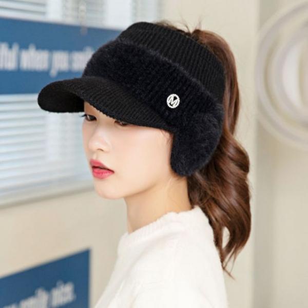 은창)귀도리 레터링 니트 챙 모자 털모자 겨울 보온