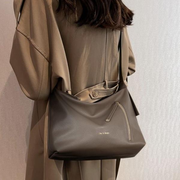 여성 포켓지퍼 데일리 크로스 핸드백