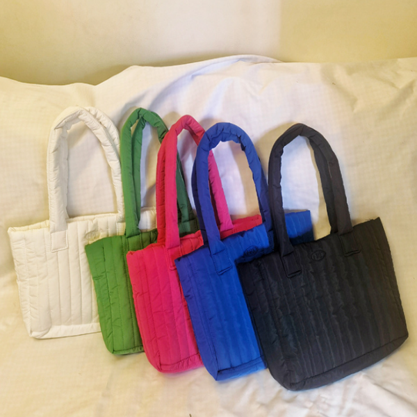 패딩 누빔 숄더백 가방