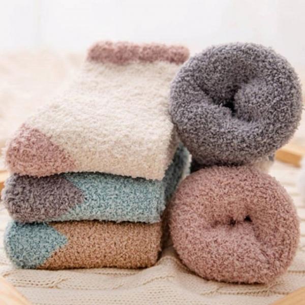 겨울 발 시림 방지 도톰 모던 색상 포근한 수면 양말