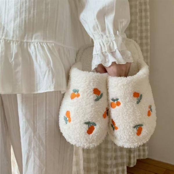 [위드기프트] 우유핑크빛 고급자수 털방한화