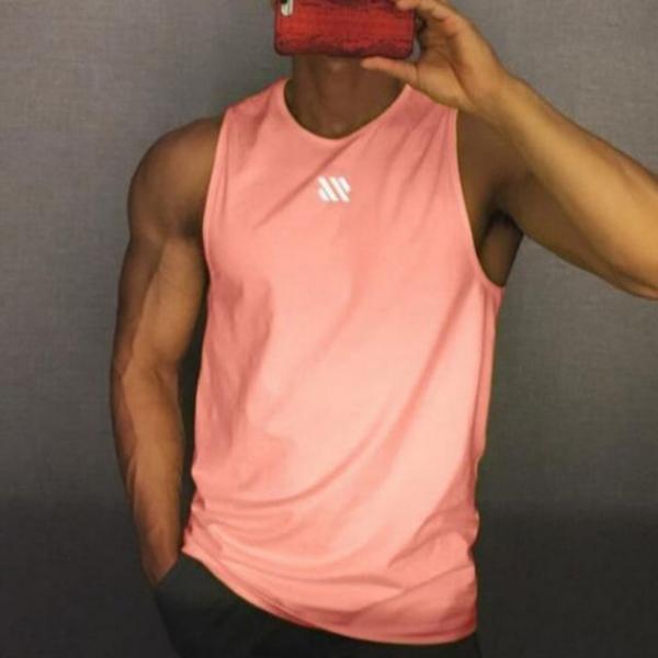 스포티 피트니스 남성 머슬핏 민소매 티셔츠