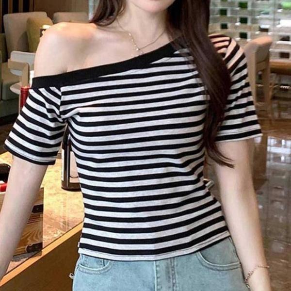여성 스트라이프 오프숄더 반팔티 1P 여름 슬림핏 티셔츠