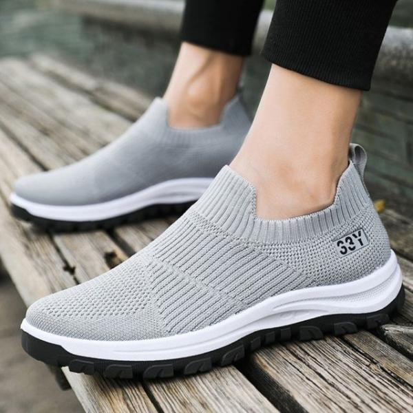 신기 편한 남성 슬립온 통기성 좋은 메쉬 경량 워킹화