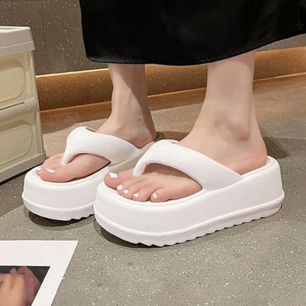 말랑 키높이 쪼리샌들 여름 꾸안꾸룩 통굽 여성슬리퍼