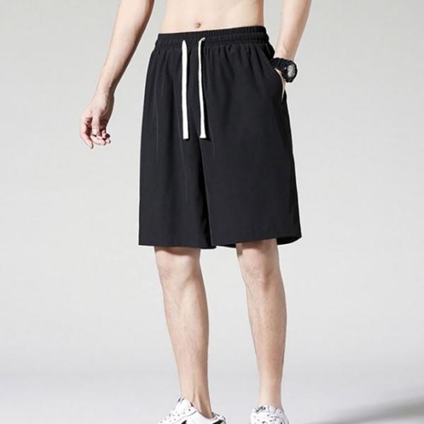 남성 여름 쿨 검정색 반바지 5부 대학생 20대