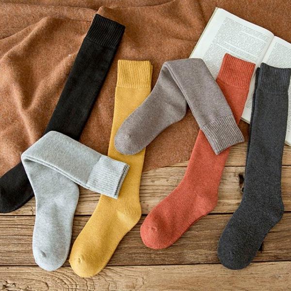 따뜻한 여성 겨울 양말 신축성 좋은 데일리 니삭스