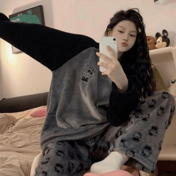 여성 겨울 잠옷 홈웨어 블랙 키티 극세사 파자마 세트