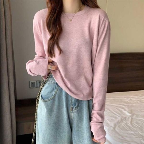 봄 데이트 룩 여자 긴팔 니트 라운드 넥 심플 스웨터
