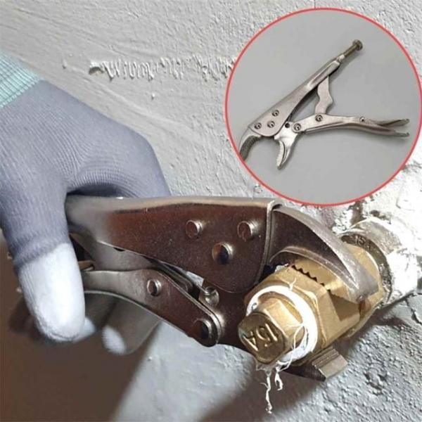 그립형 락킹 바이스플라이어 중 클램프 철판