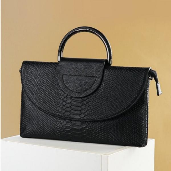 가죽 클러치백 파우치백 크로스 스퀘어 가방 블랙