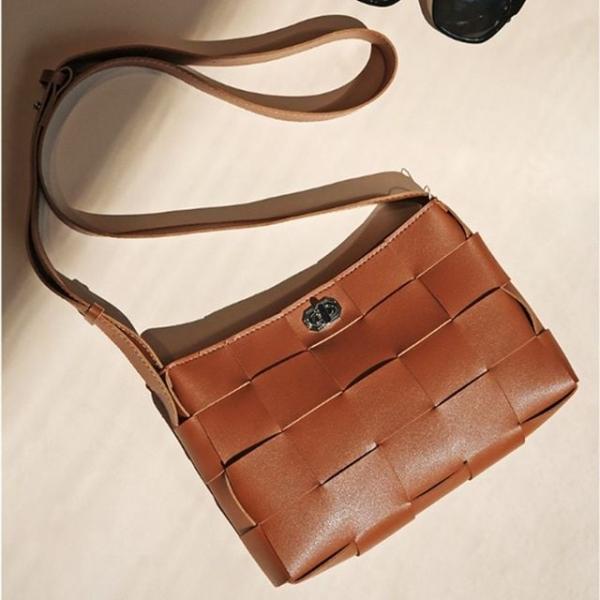 위빙 크로스백 핸드백 정장 가방 브라운