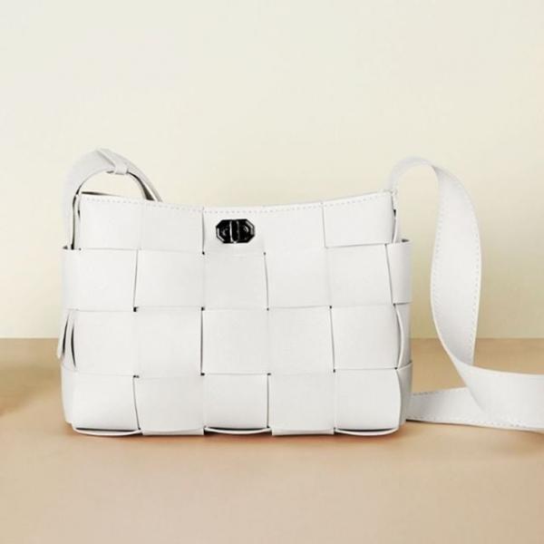위빙 크로스백 핸드백 정장 가방 아이보리
