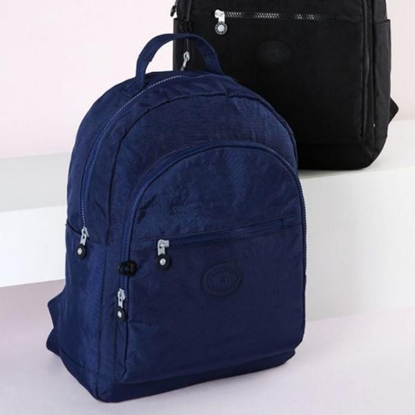 여행 캐주얼 가벼운 데일리 배낭 가방 네이비