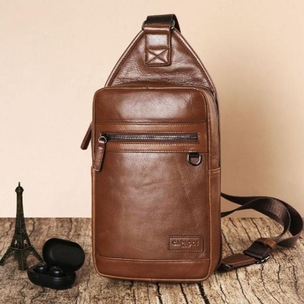 가죽 슬링백 여행 보조 크로스 가방 라이트브라운