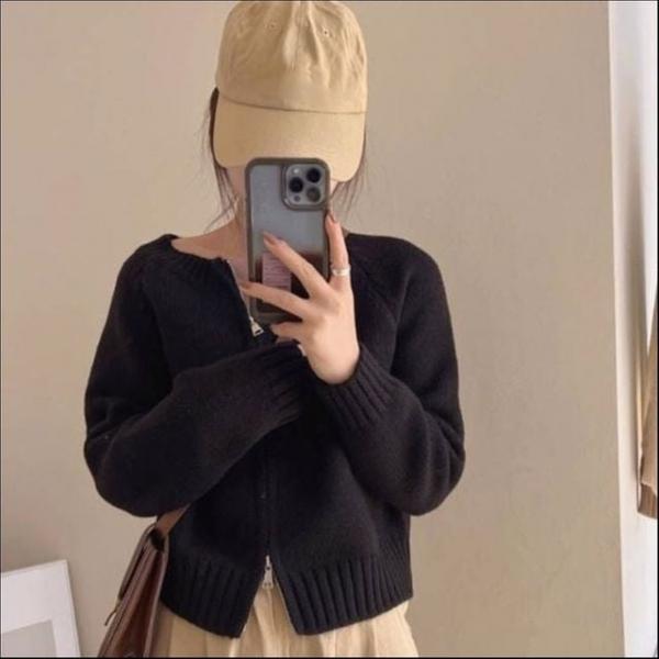 여성 라운드넥 투웨이 집업 니트 가디건 포근한 간절기 아우터